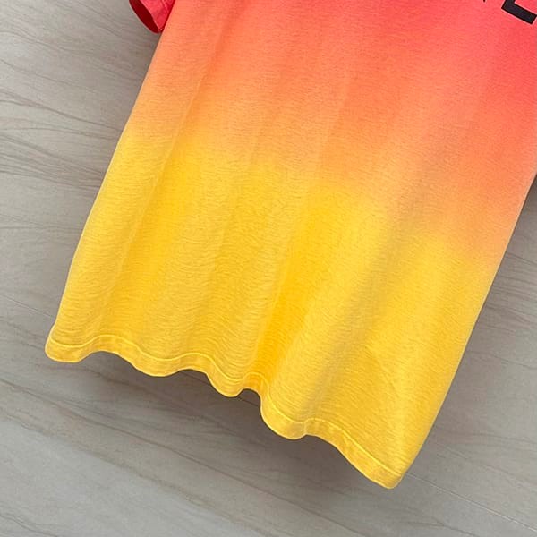 絶対欲しい！セリーヌロゴ ルーズフィット Tシャツ パチモン Ceo34266